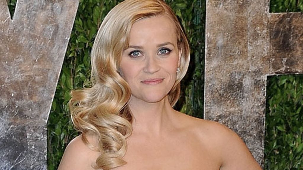 Witherspoon on joutunut pudottamaan hintapyyntöä jo yli kaksi miljoonaa euroa.