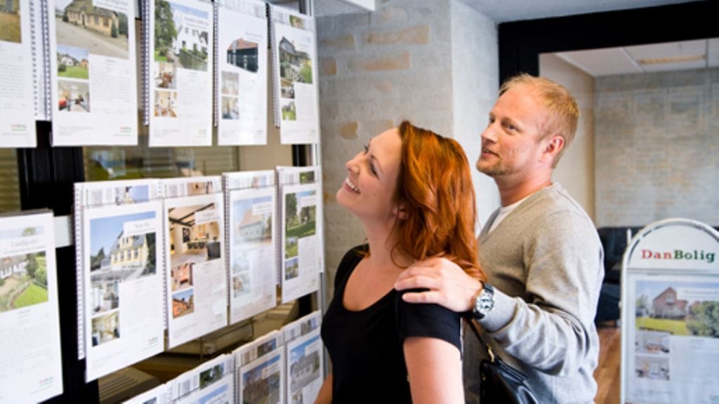 Myyntikohteen viihtyisää, hoidettua lähiympäristöä pidettiin tärkeänä tai erittäin tärkeänä tekijänä.