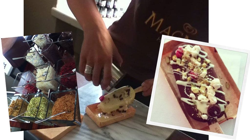 Suklaisen makea jäätelö saa oivat makuparit suolaisista lisukkeista.