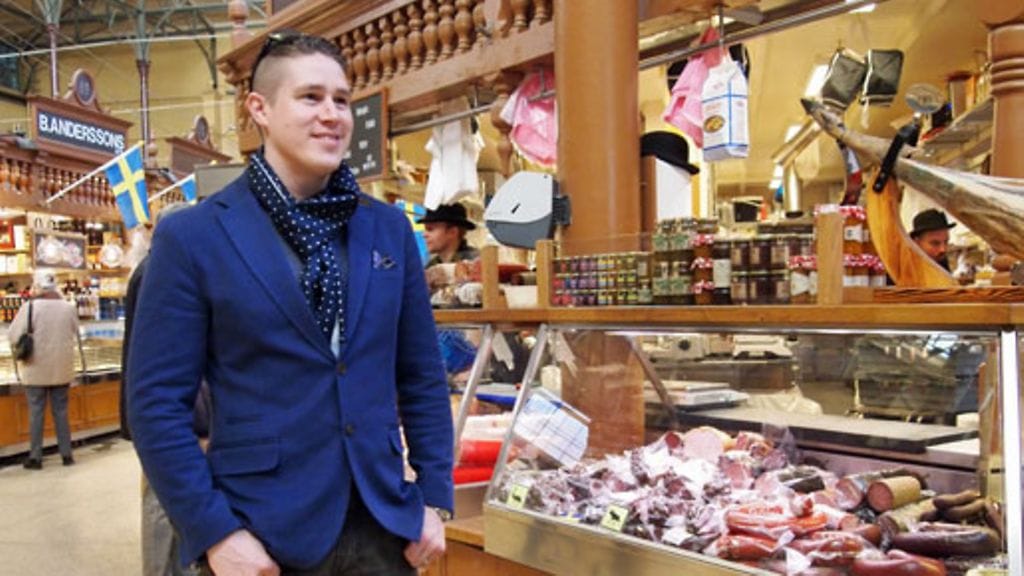 Tomi Björck Östermalmin kauppahallissa 17.4.2013