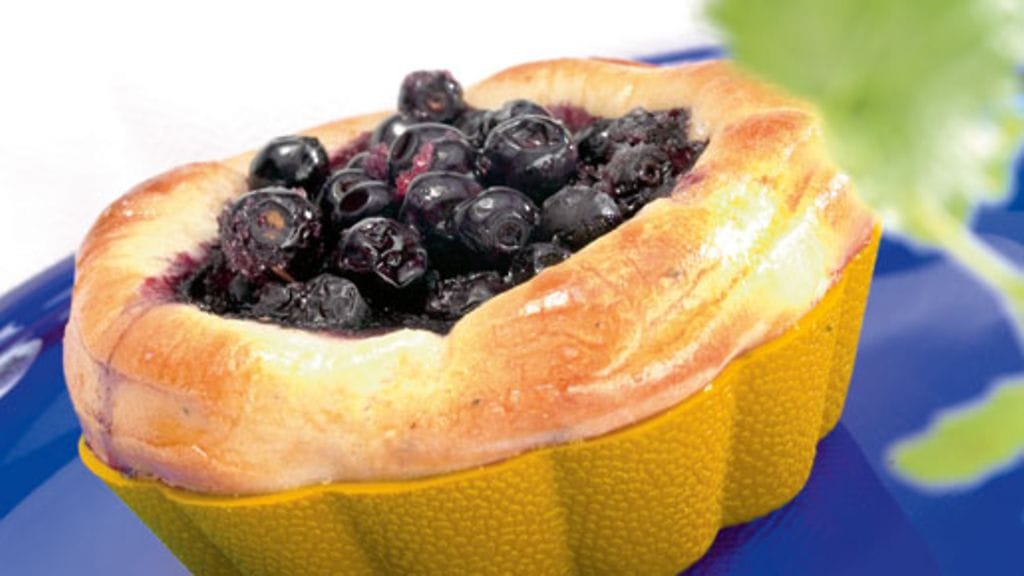 Mustikka-tuorejuustopullat