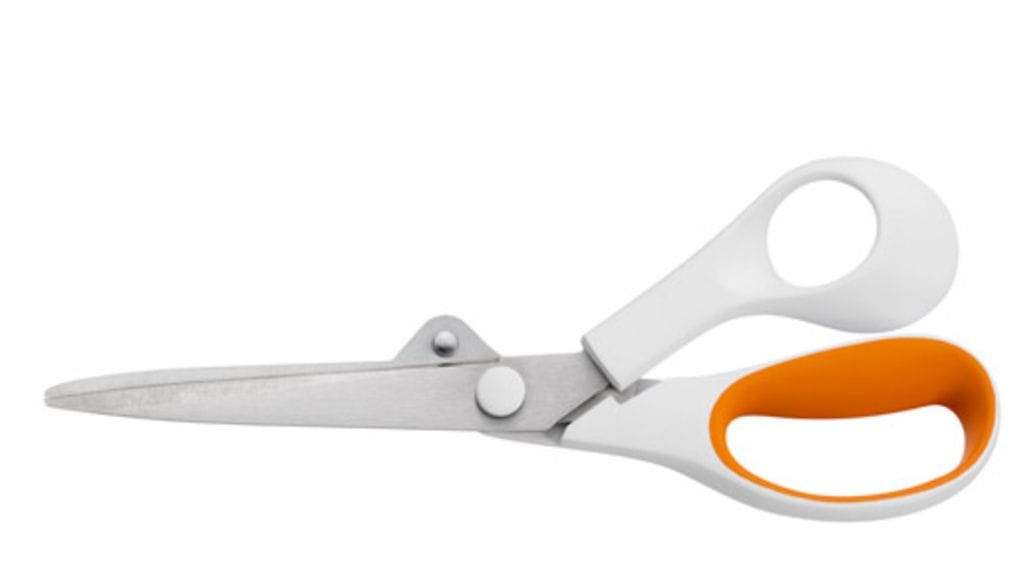 Vastaa kyselyyn ja voit voittaa itsellesi Fiskars ServoCut -yleissakset.