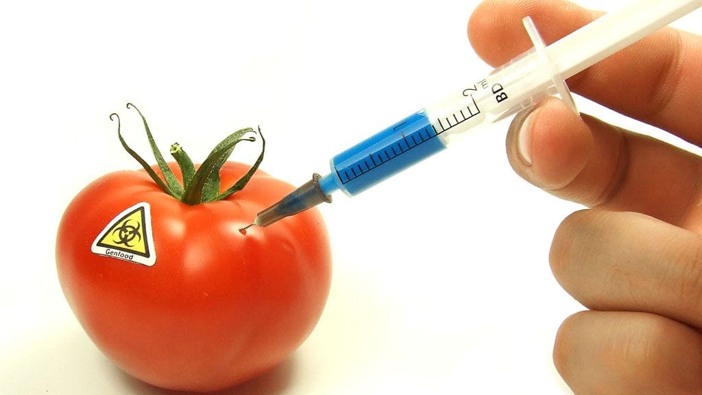 Elintarvikkeista voi löytyä ikäviä yllätyksiä.