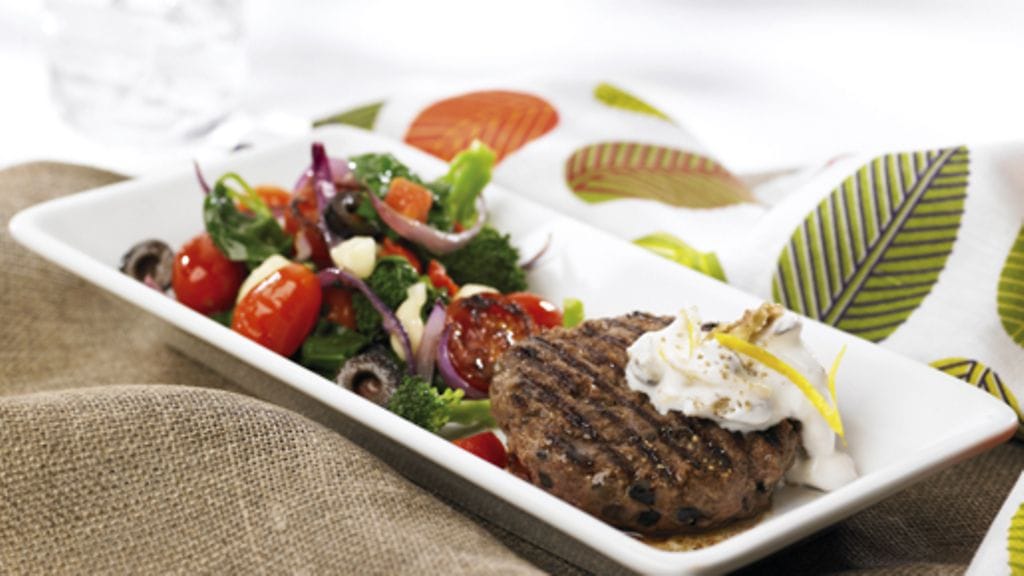 Sisilian kasvispannu ja pihvi. Kuva: Findus.