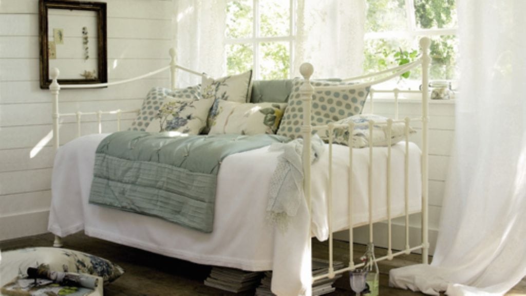 Hastings-sänky henkii talonpoikaisaikaa. Kuva: Laura Ashley.