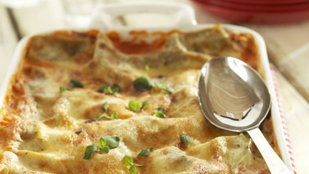 Pinaatti-kasvislasagne vie kielen. Kuva: Ruokakesko Oy.