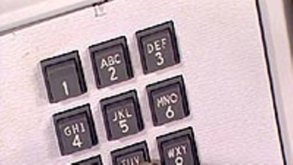 Sormi puhelimen näppäimillä