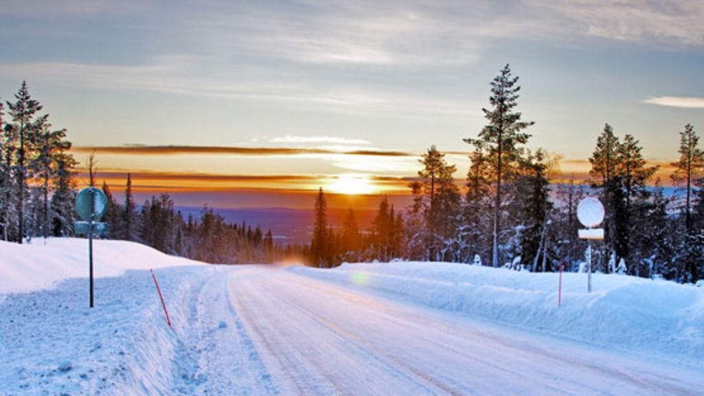 Auton kunto kannattaa tarkistaa etenkin ennen pitkiä ajoreissuja.