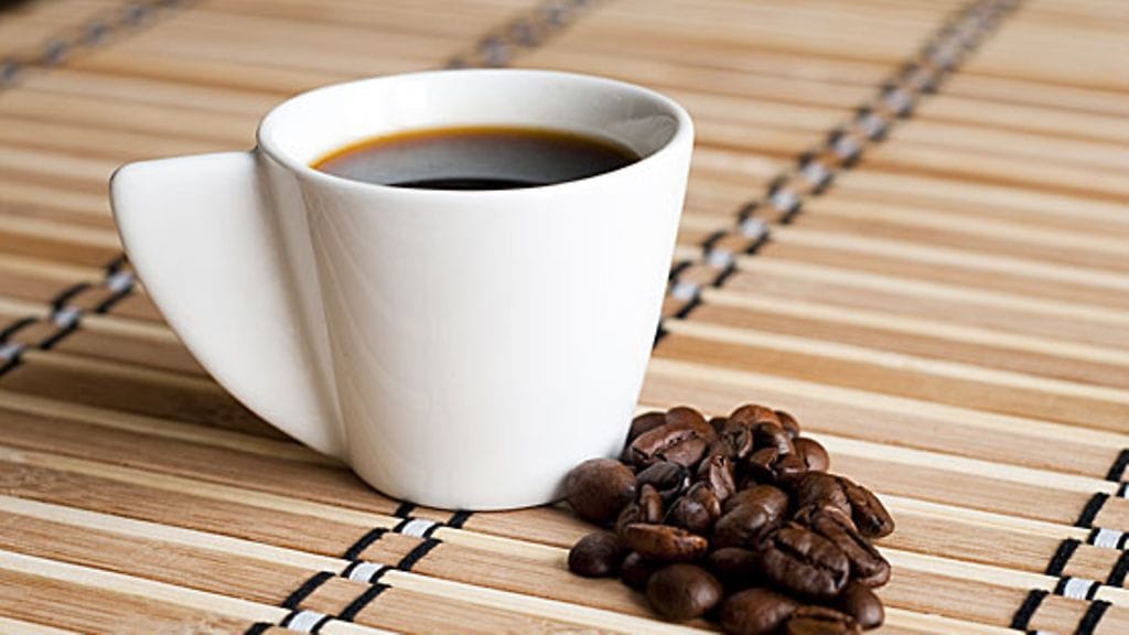 Kahvi kuivattaa elimistöä.