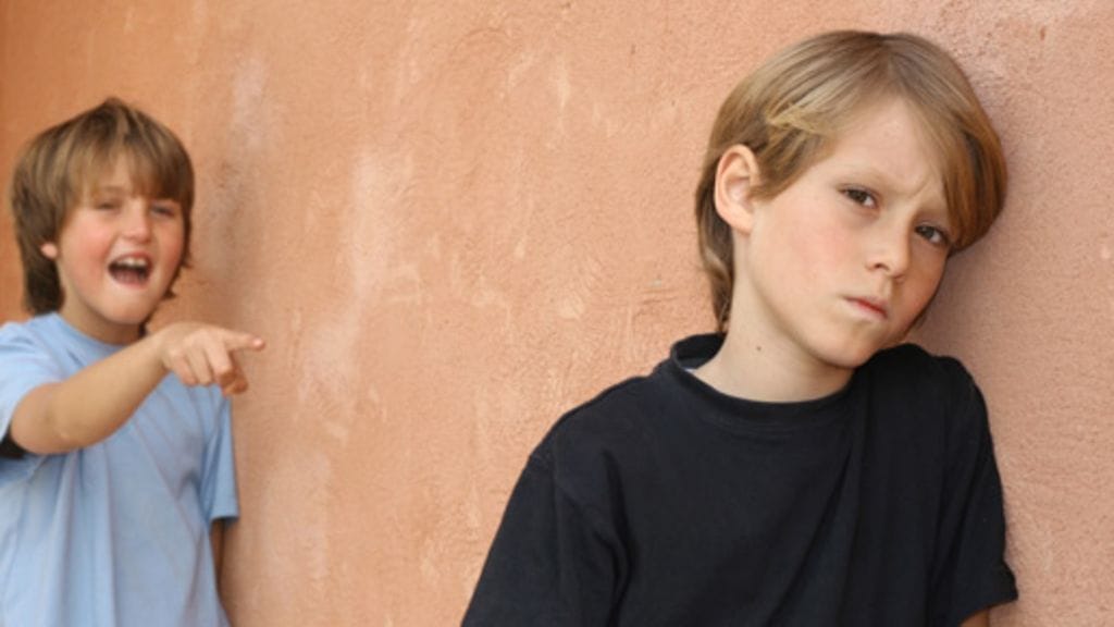 Lukijat eivät hyväksy kiusaamista.