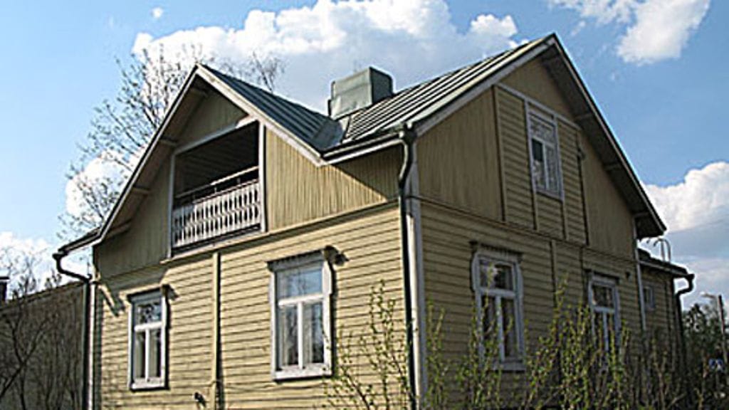 Janne Kataja päätti, että hometalo puretaan.