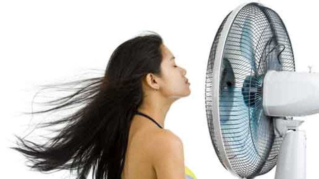 Viikonlopun lämpötilat aloittivat tuuletinkaupat.