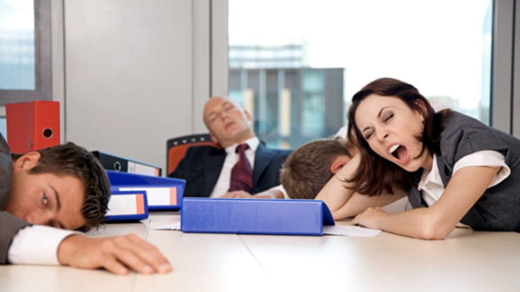 Iltavirkkujen aamupalaveri.