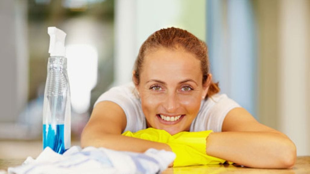 Siivouspuuhissa lumesta on hyötyä.