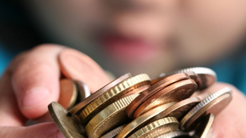 Säästöpossu on lahja, joka opettaa lapselle paljon.