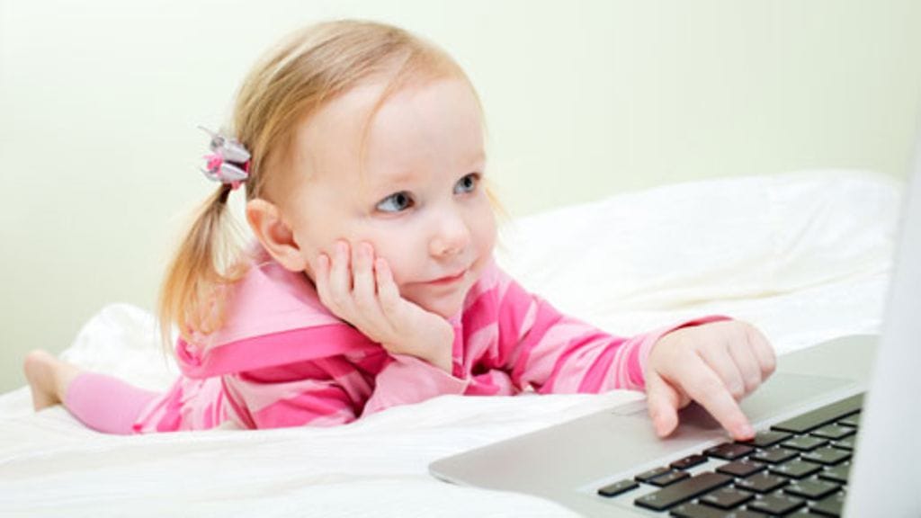 Muista huolehtia myös jälkikasvusi silmistä.