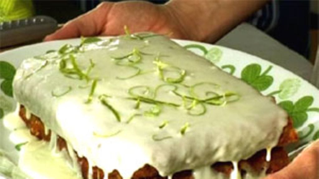 Porkkanakakku appelsiinimarmeladilla