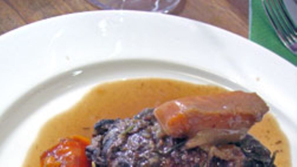 Jäniksenpaisti ja perunasose