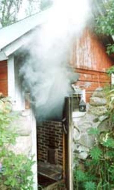 Aila Lundahl, Pekola