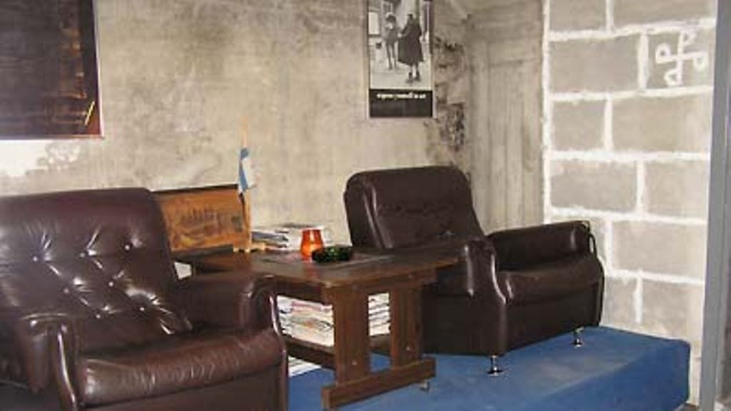 Sohvaryhmä siivouksen jälkeen