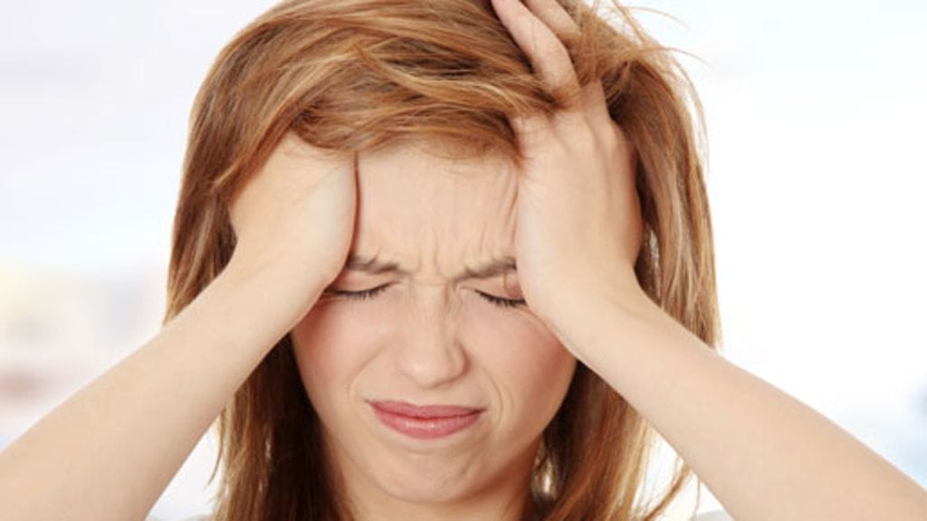 Esimerkiksi jatkuvat päänsärkykohtaukset ja iho-oireet voivat olla merkki huonosta sisäilmasta.