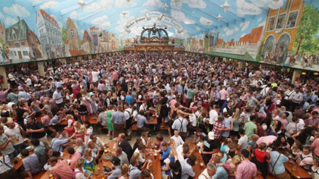 Olutteltat täyttyivät nopeasti.