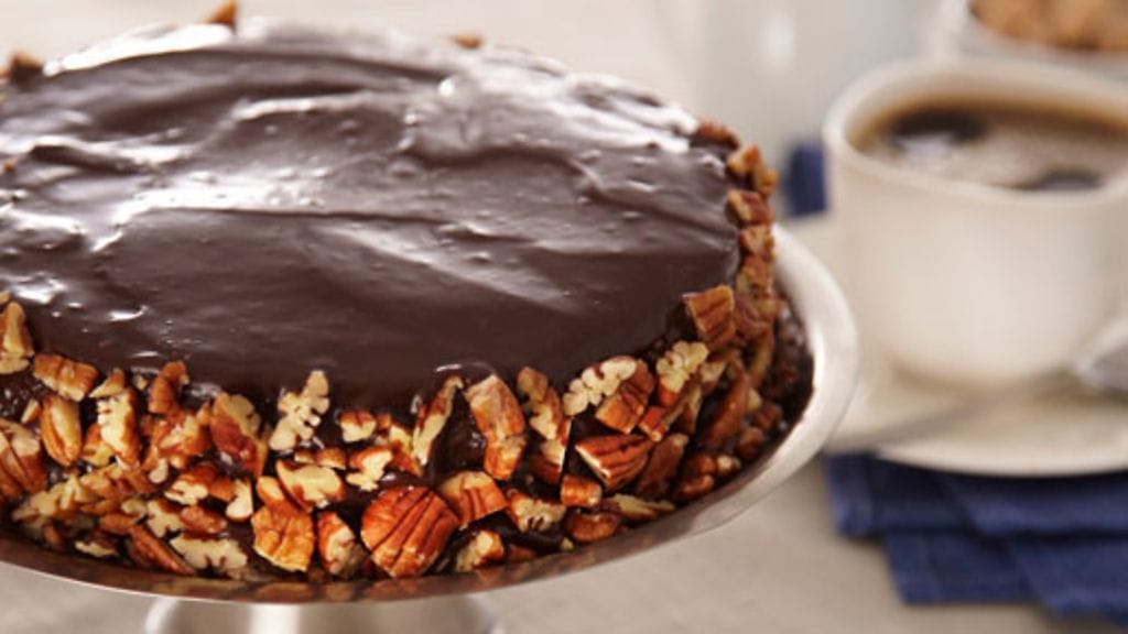 Aprikoosi-suklaakinuskikakku