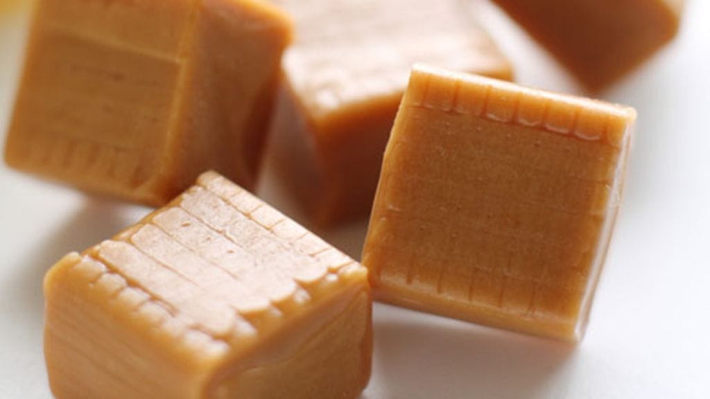 Karamellin aromi syntyy viiniin tammitynnyristä.