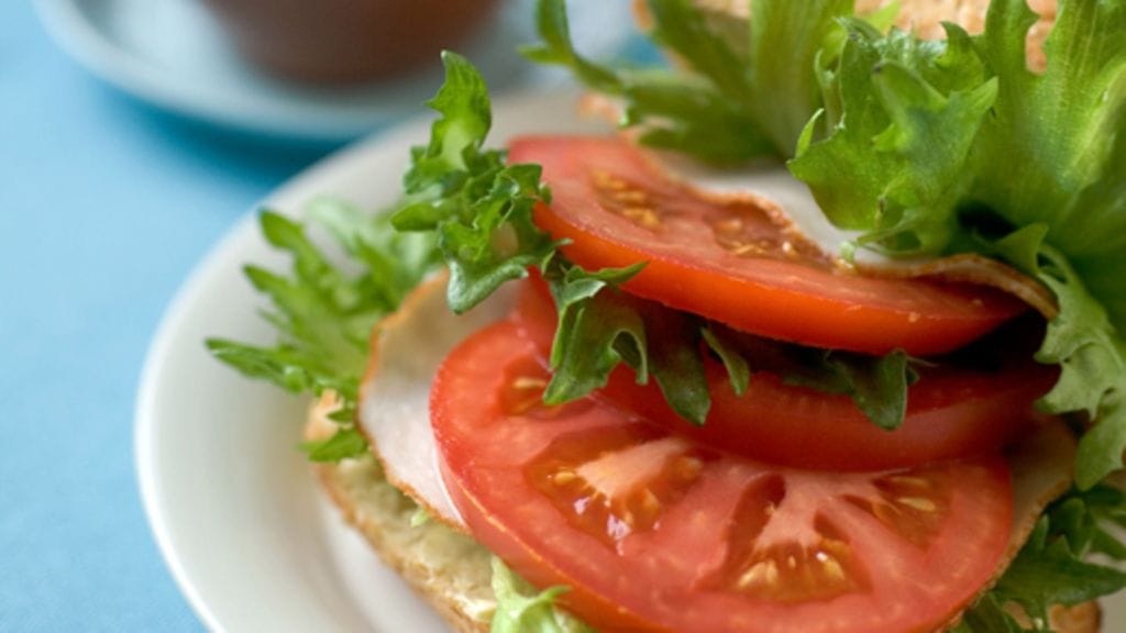 Toukokuun lopulla vietetään tomaattiviikkoa.