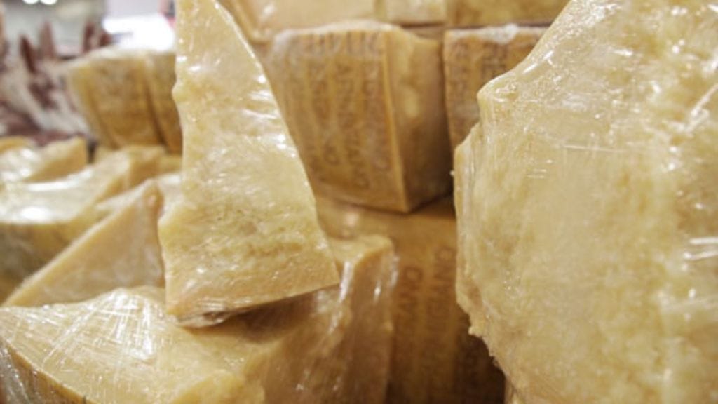 Parmesaanijuustoa Viini, ruoka ja hyvä elämä -messuilla 2012