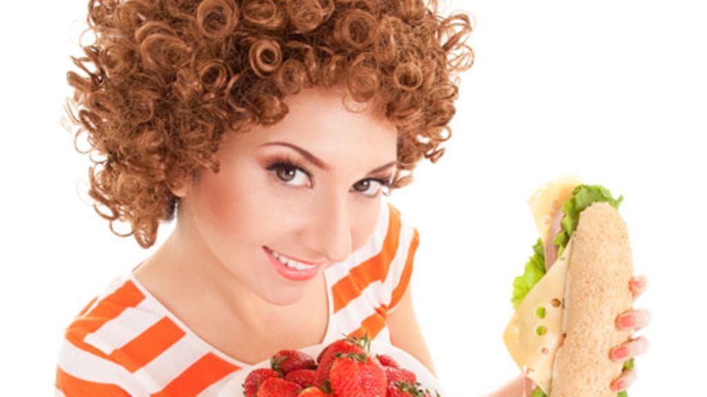 Välipalaksi sopii myös lasillinen punaviiniä