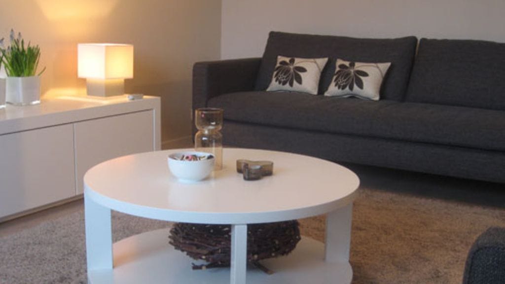 Olohuone ennen muutosta.