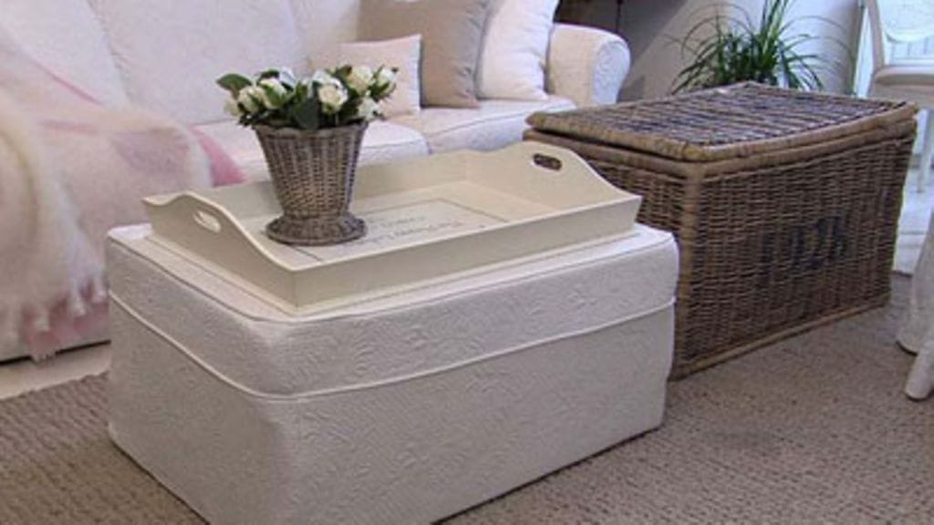 Nuoren naisen koti Eirassa.