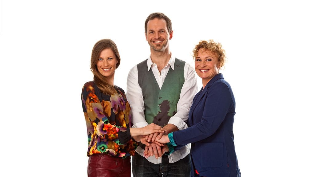 Suomen kaunein koti -ohjelmassa koteja tuomaroi Hanna Sumari, Pekka Pakkanen ja Minna Piironen.
