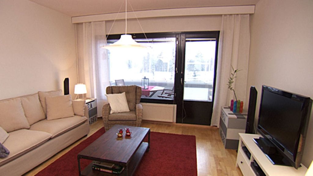 Makuuhuone ennen muutosta.