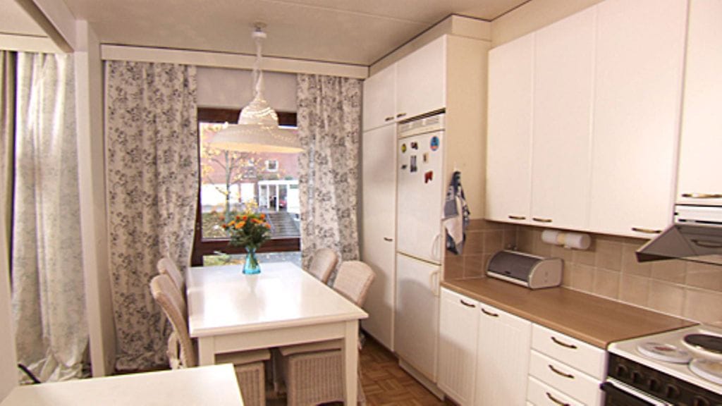 Annen makuuhuone ennen muutosta.