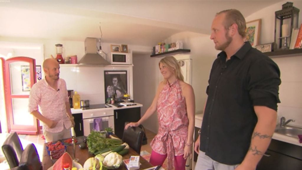 Hans Välimäki vierailee Robert Heleniuksen luona