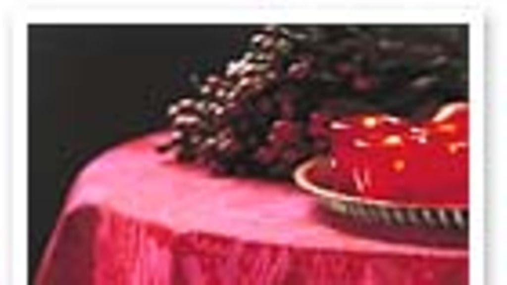 Punaisen sävyt yhdistyvät