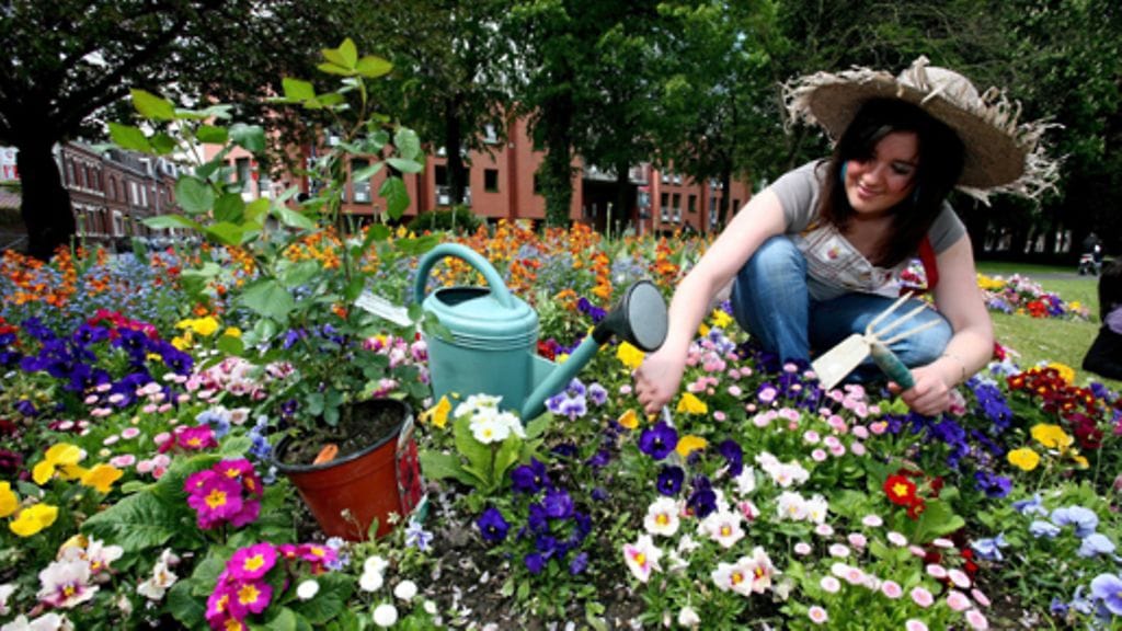 Sissipuutarhuri luo iloa ympärilleen.