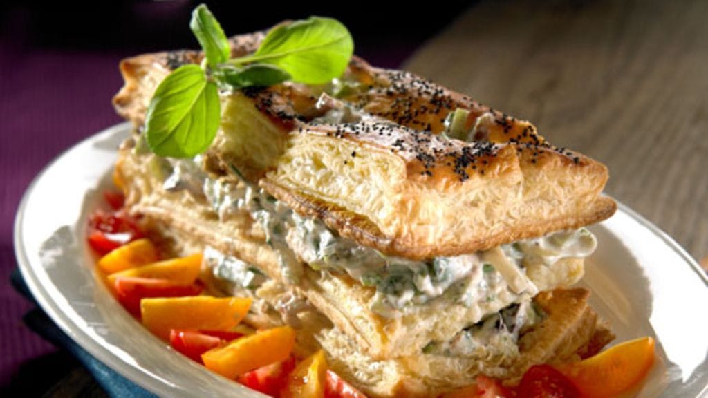 Välimerellinen voileipäkakku