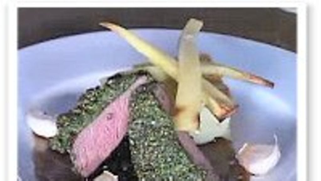 Yrttikuorrutettua lampaanfileetä