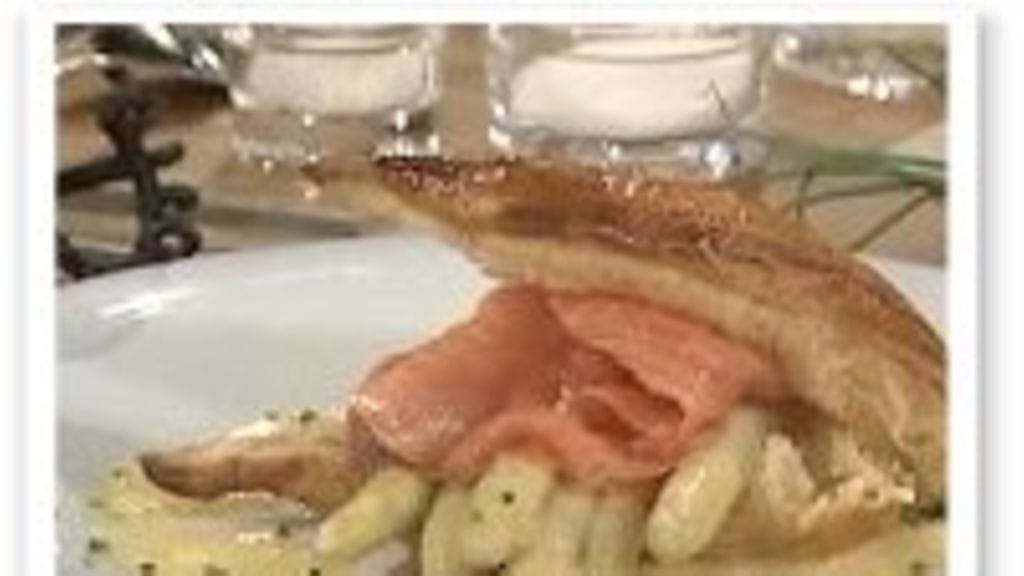 Parsa-savulohilehikäinen ja voikastike