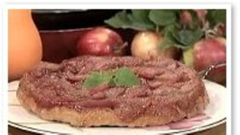 Omenainen keikauskakku