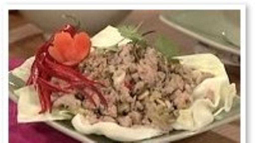 Thai-broilerisalaatti