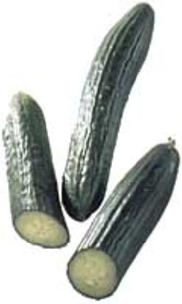 Kolme kurkkua