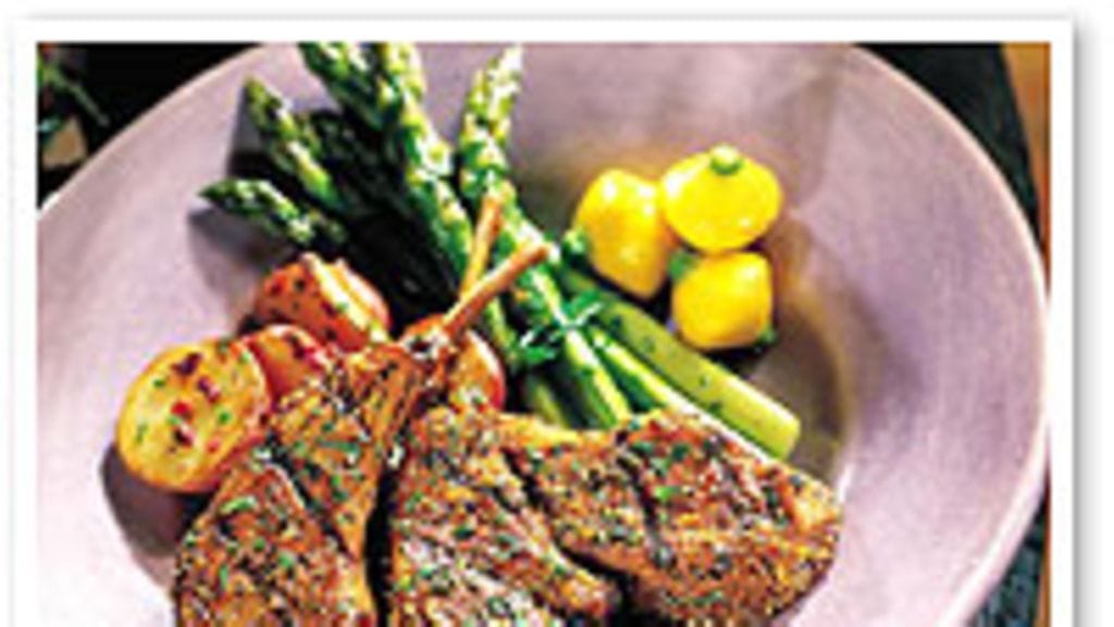 Sopivasti grillatut lampaankareet