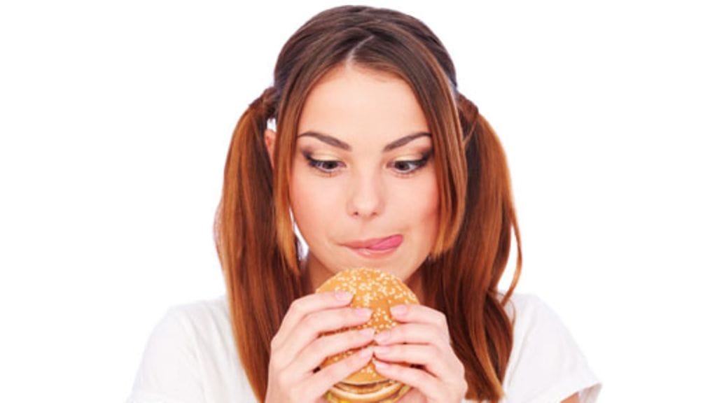 Antibiootit vaikuttavat kehon hormonitoimintaan ja saavat olosi tuntumaan jatkuvasti nälkäiseksi.