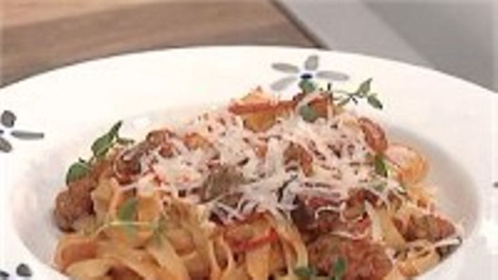 Tomaattikastike pastalle