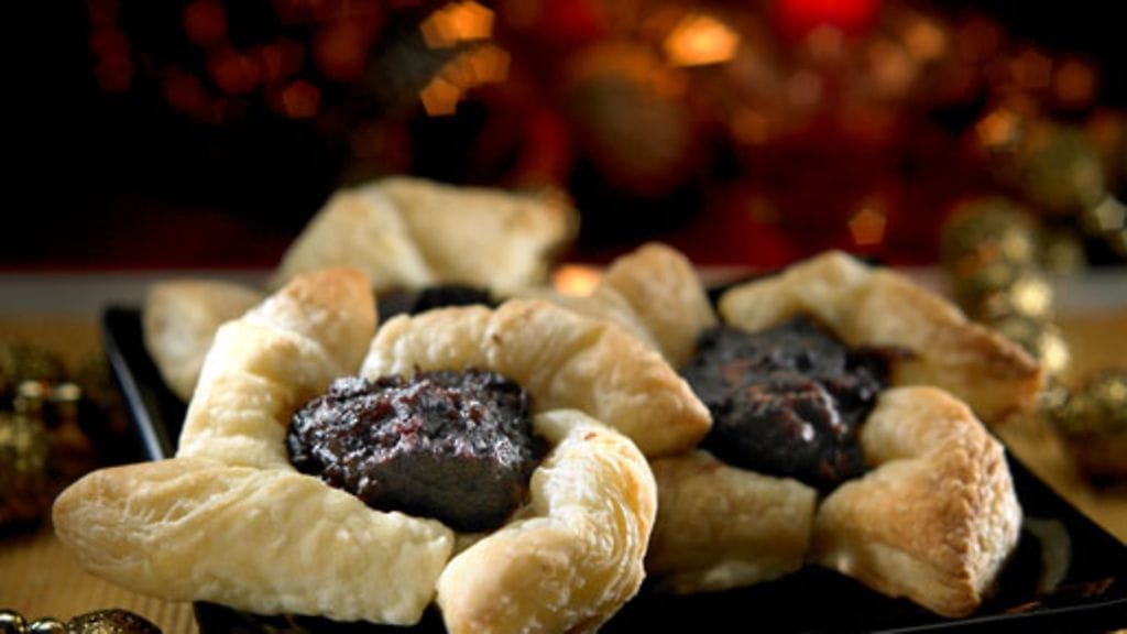 Joulutortut maistuvat parhaalta tuoreena.