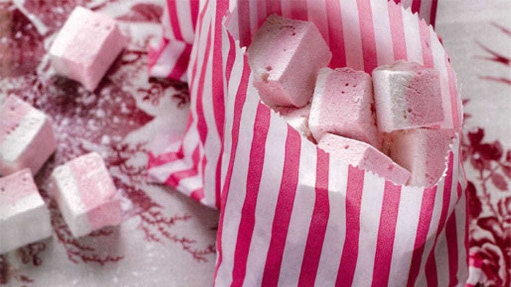 Vaniljaiset vaahtokarkit.